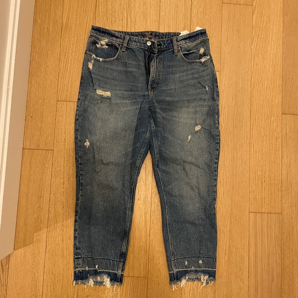 Abercrombie High Rise Jeans Curve Love - NWOT